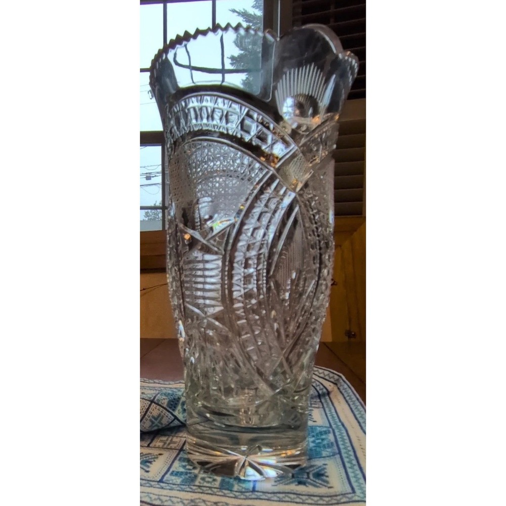 Vintage Heavy Cut Lead Crystal Vase Scalloped Sawtooth Rim Starburst Base Clear